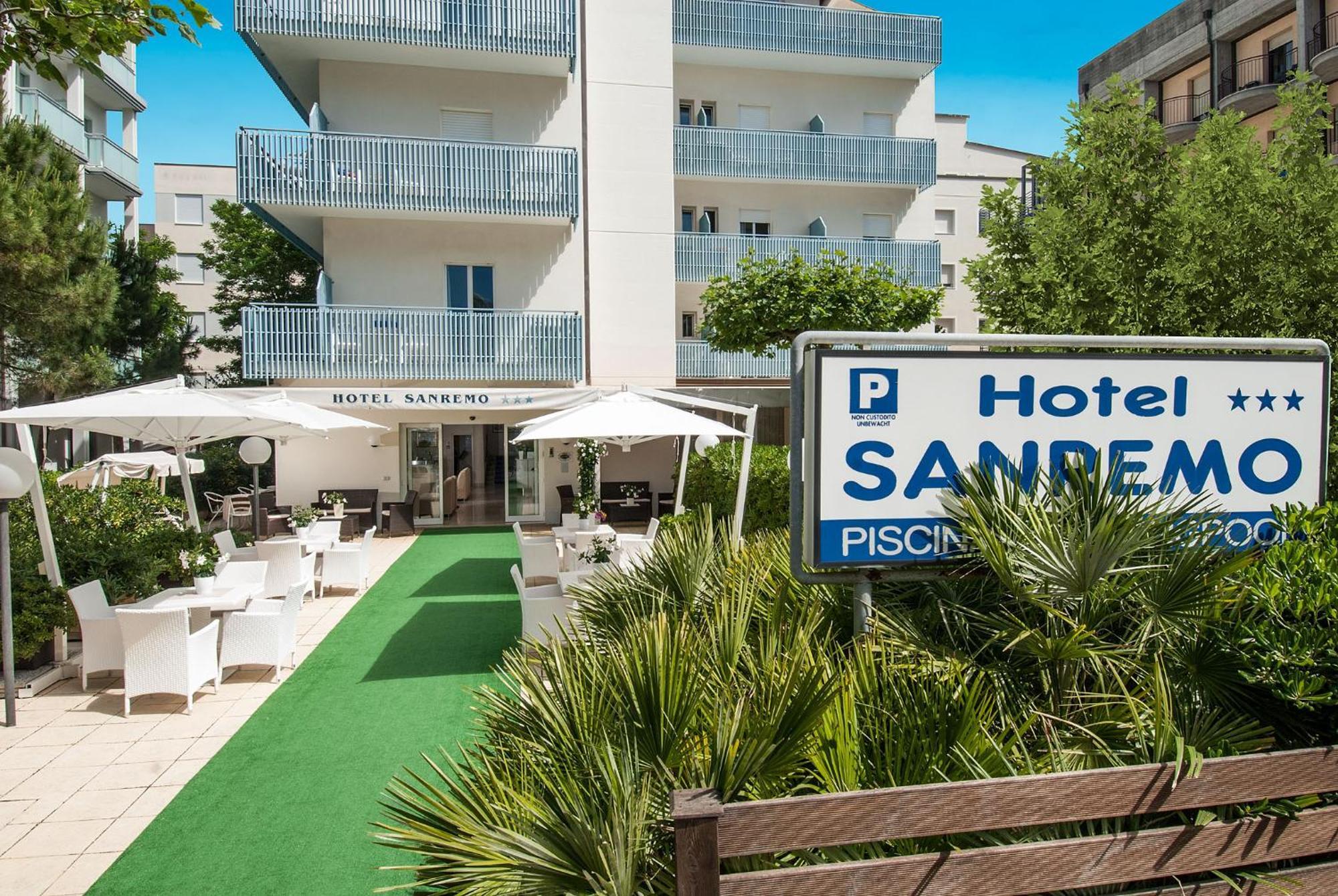 Hotel Sanremo Milano Marittima Extérieur photo