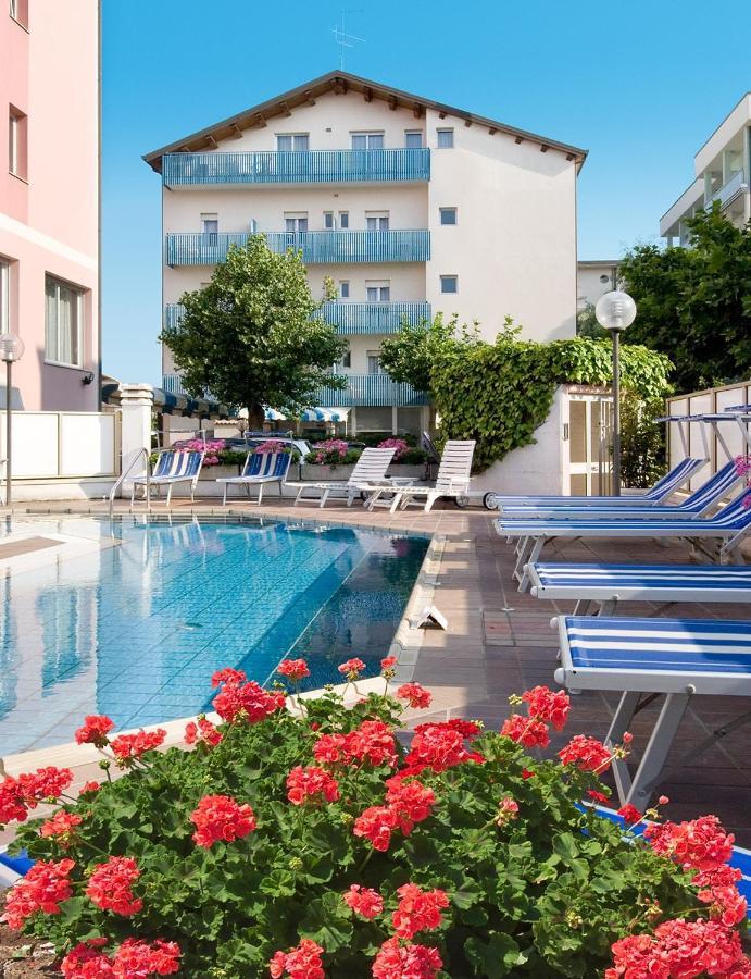 Hotel Sanremo Milano Marittima Extérieur photo